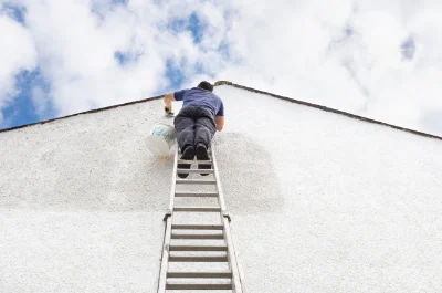Peinture extérieure à Cazedarnes — façades et ravalement